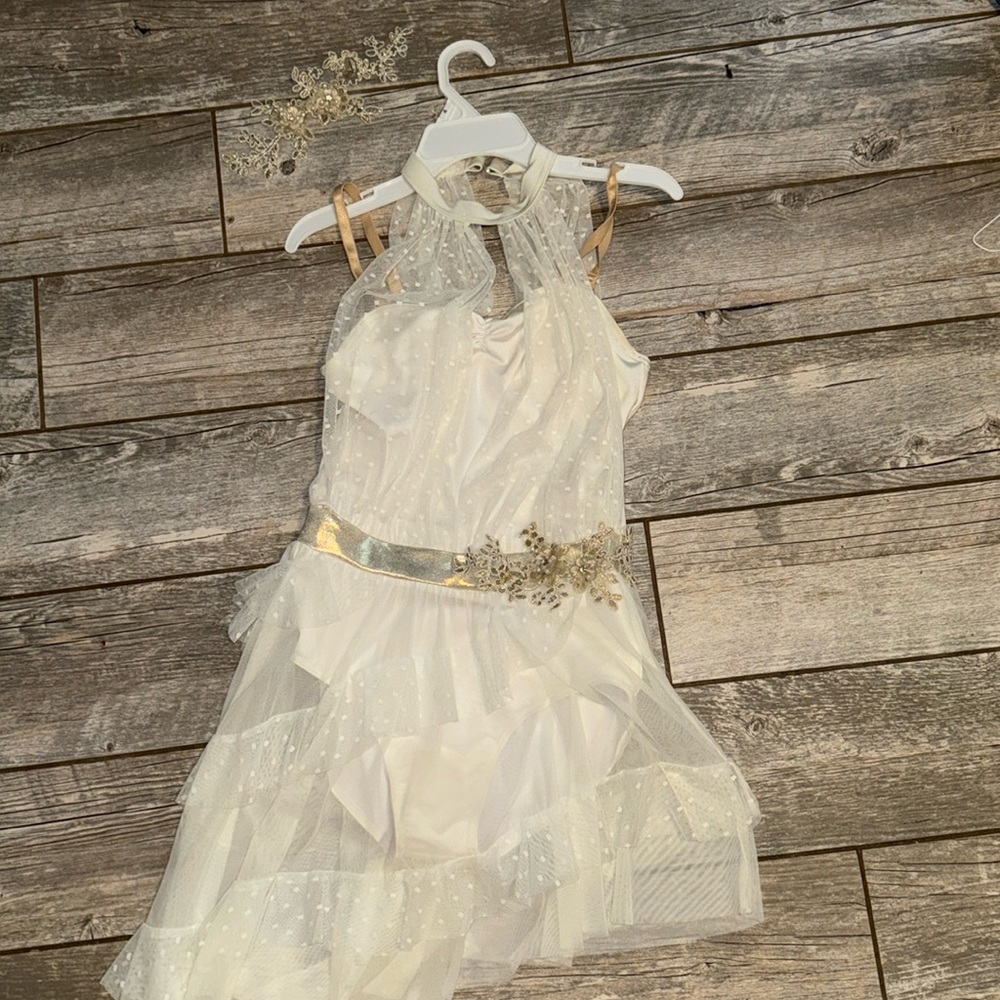Cute beautiful white dance weissman costume